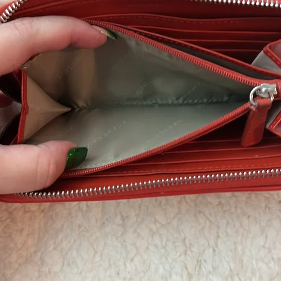 Burberry Long Zippered Checkered Wallet with Patent Leather - Picture 11 of 13